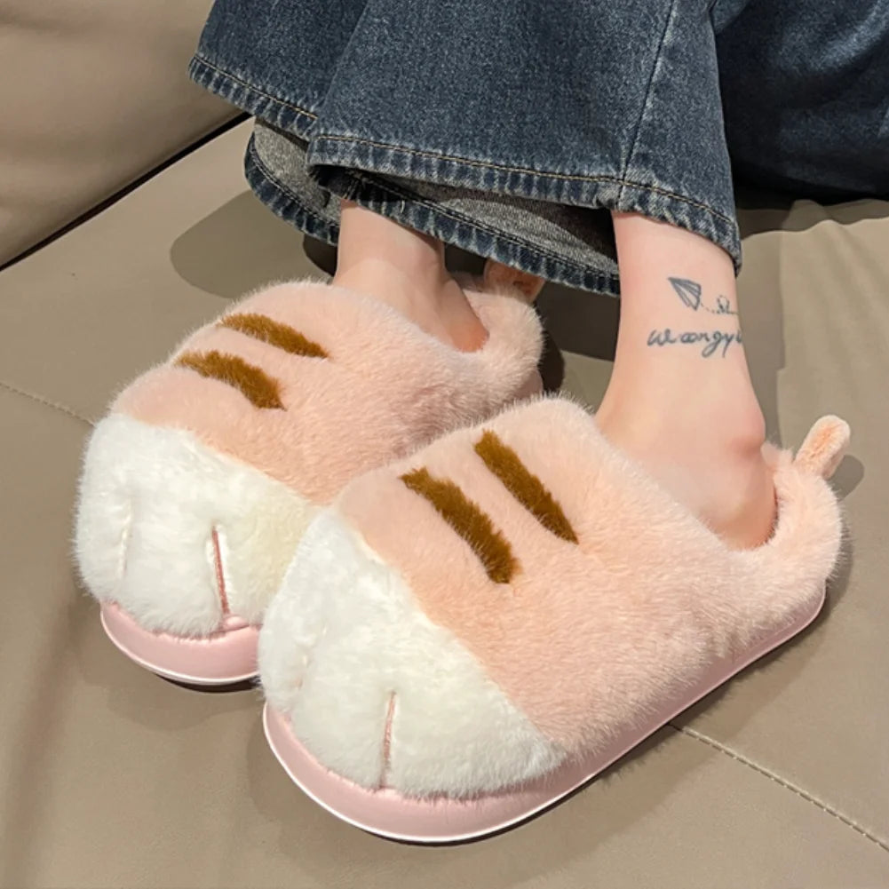 Bootiy 3D Cat Paw Plush Slippers